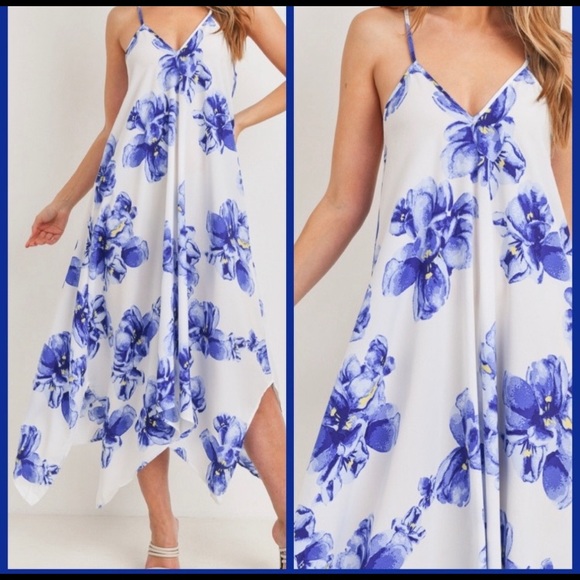 Sleeveless Floral Handkerchief Hem Dress - Picture 9 of 10